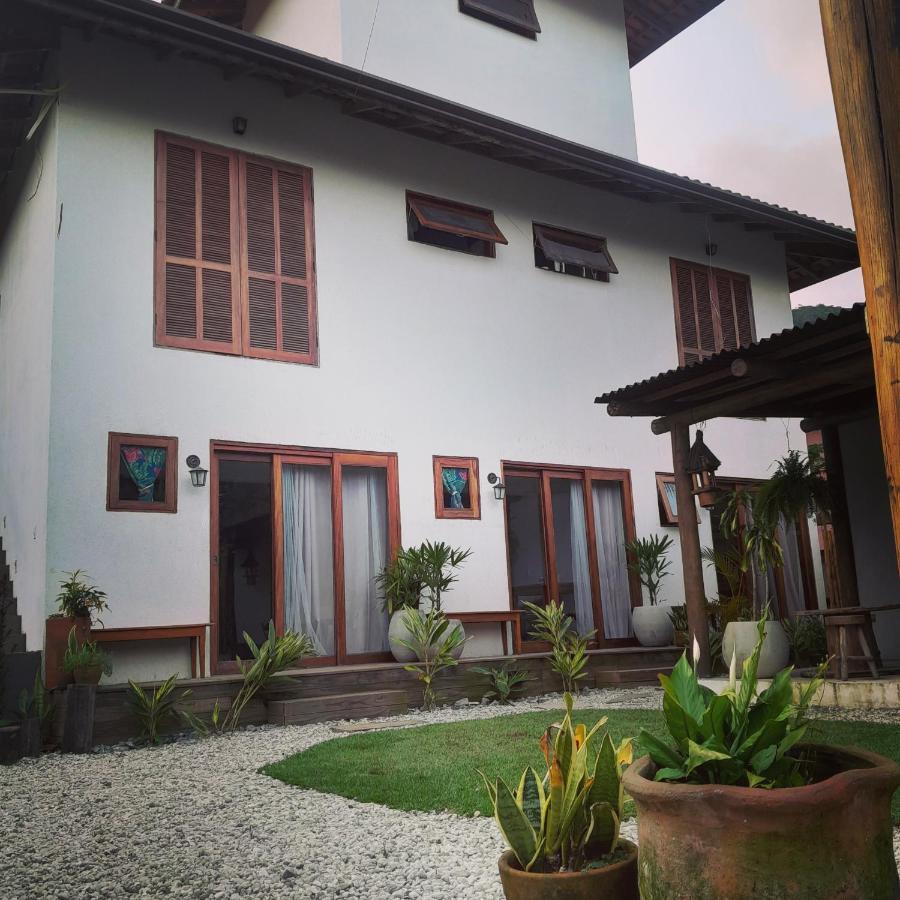 Hakuna Studios Barra do Sahy Exterior foto